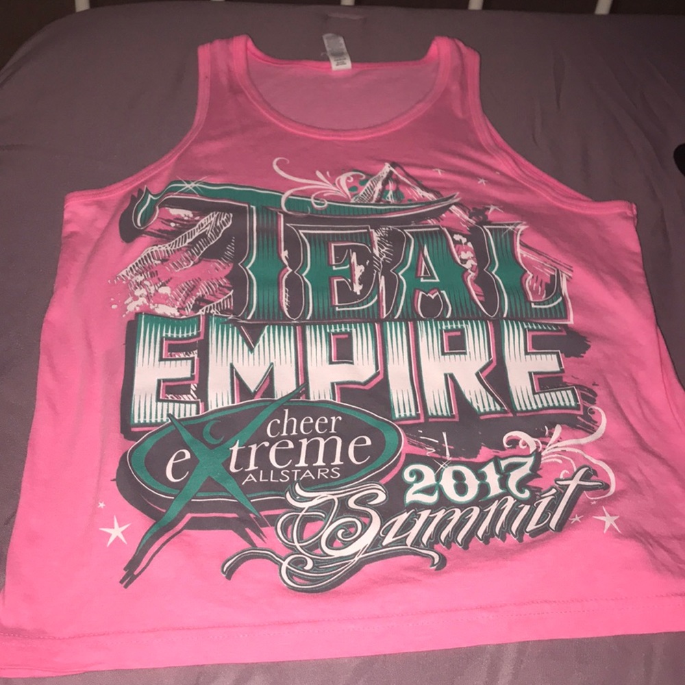 Summit tank